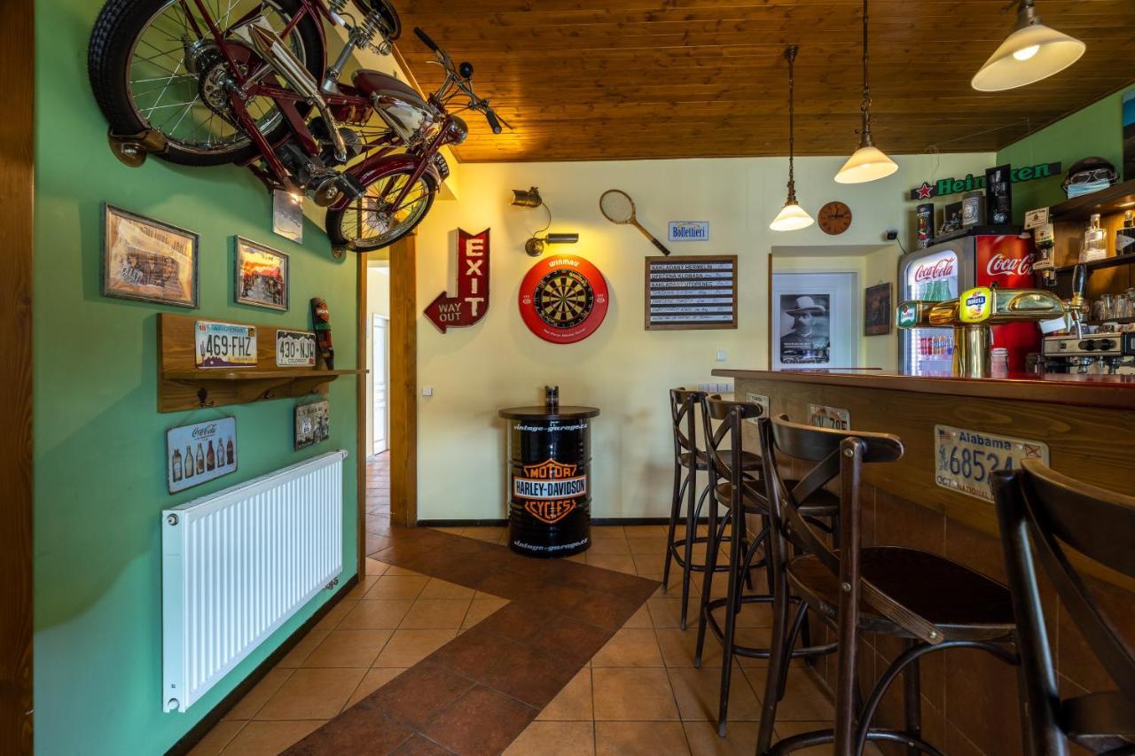 Penzion Rodos - Café Prague Extérieur photo